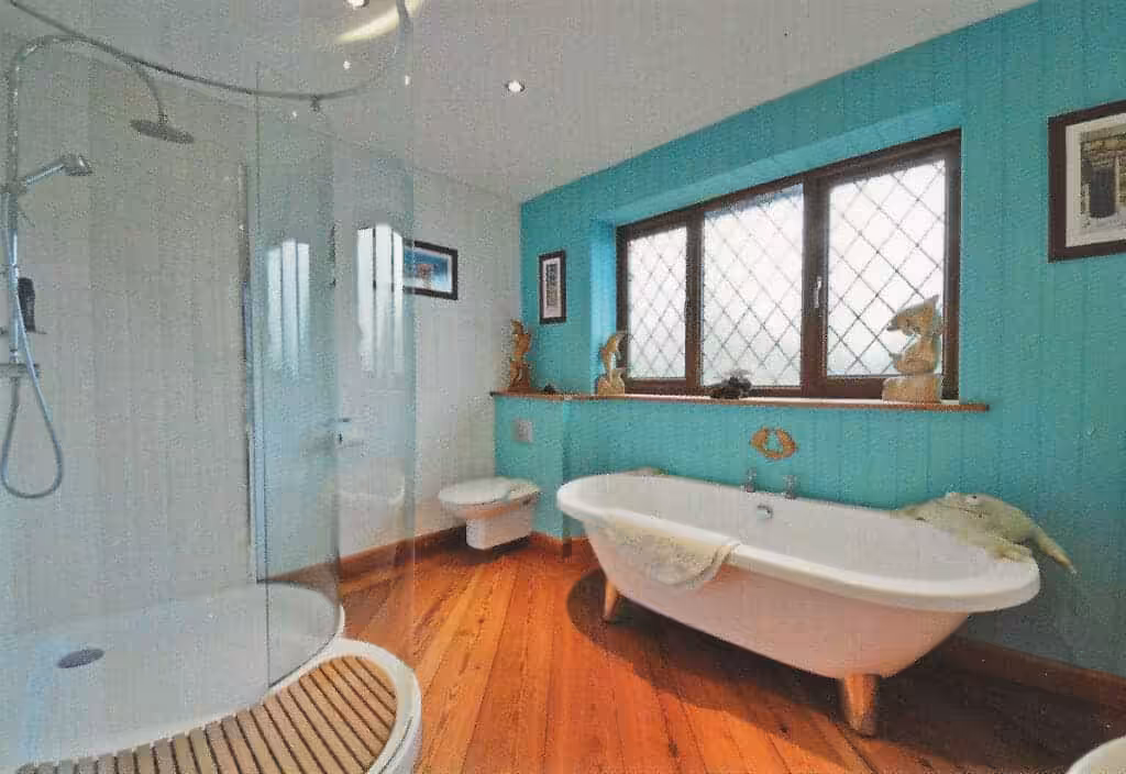 Thornborough Farm: A Signature KFM Estate in Kings Norton 9
